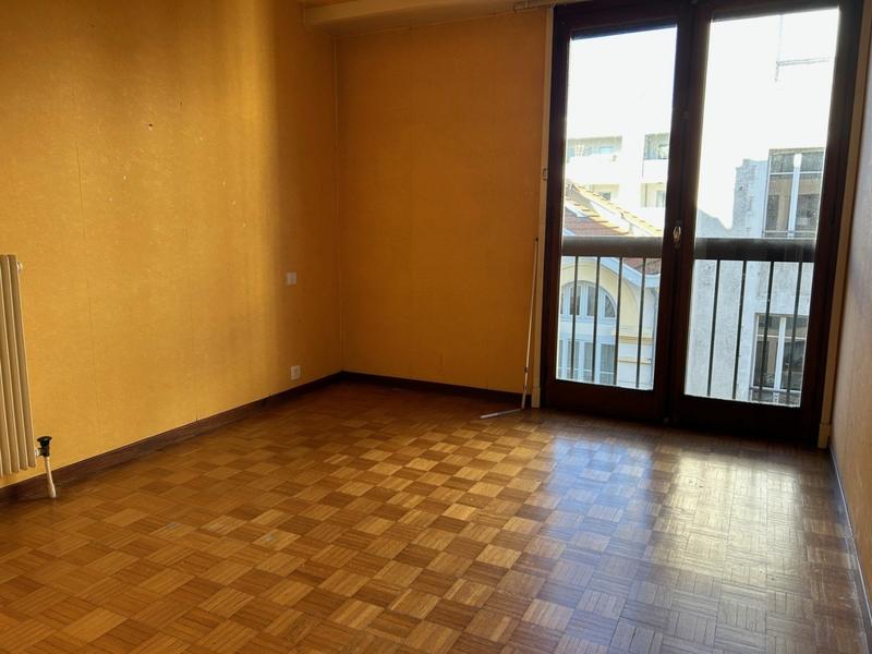 Appartement - 75 m² - 4 pièces