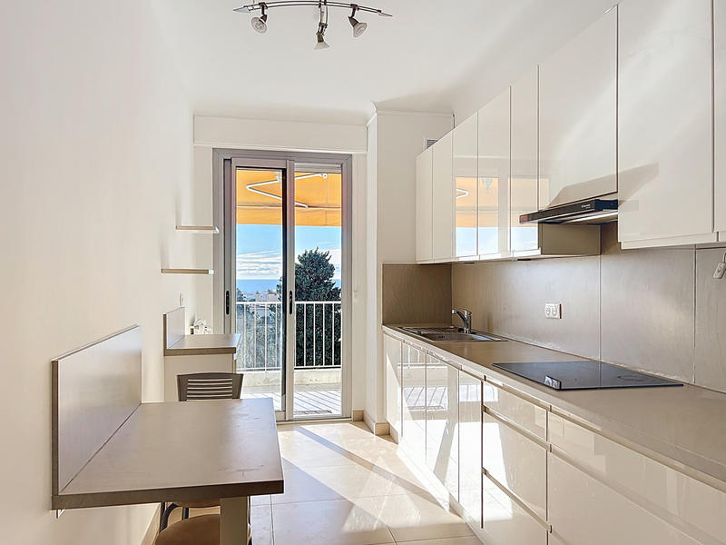 Appartement - 94 m² - 3 pièces