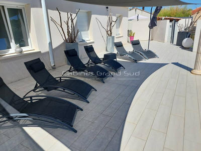 Maison - 208 m² - 7 pièces