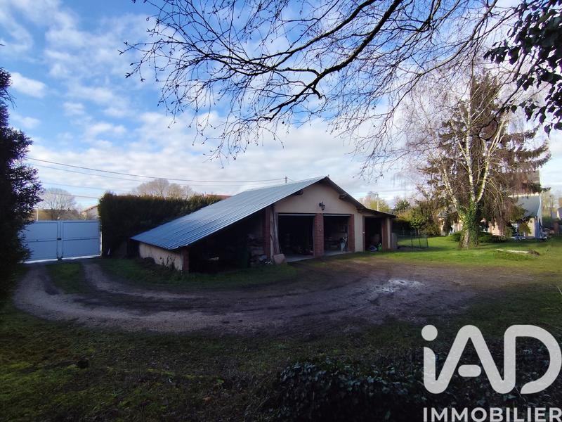 Maison - 284 m² - 12 pièces