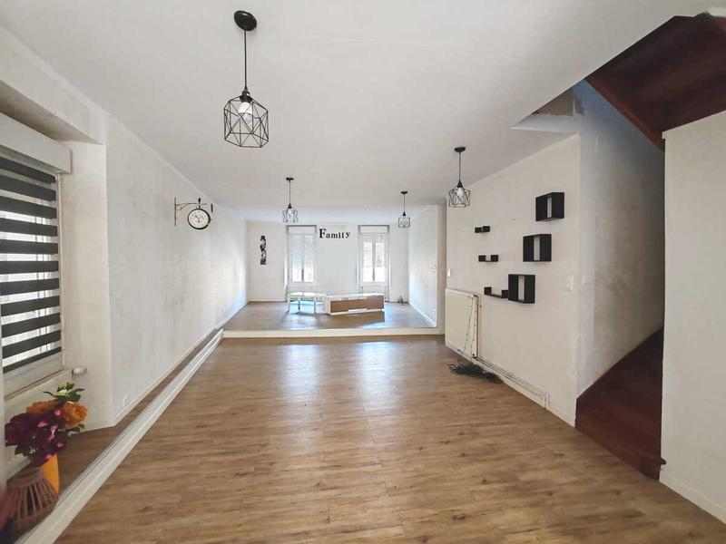 Immeuble - 272 m² - 11 pièces