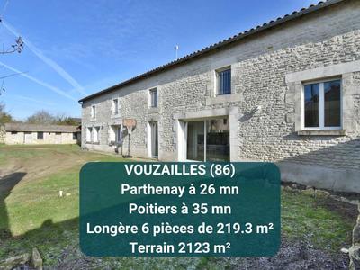 Longère - 219 m² - 6 pièces