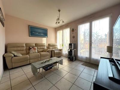 Maison - 104 m² - 5 pièces