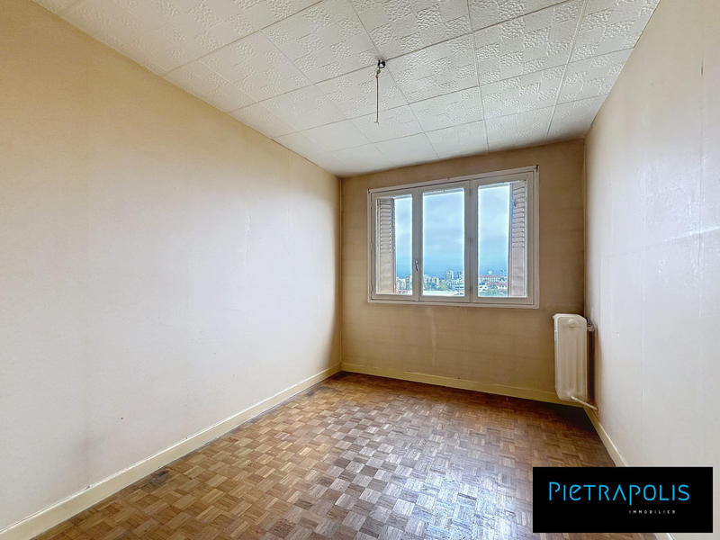 Appartement - 67 m² - 4 pièces