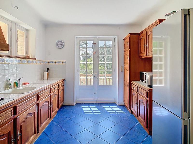 Maison - 94 m² - 5 pièces