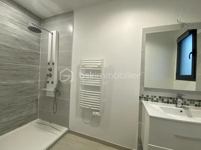 Maison - 168 m² - 6 pièces