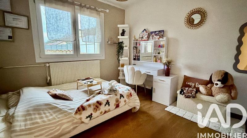 Maison - 95 m² - 5 pièces