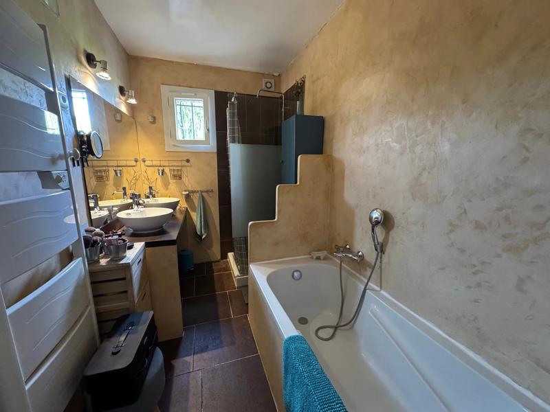 Villa - 147 m² - 8 pièces