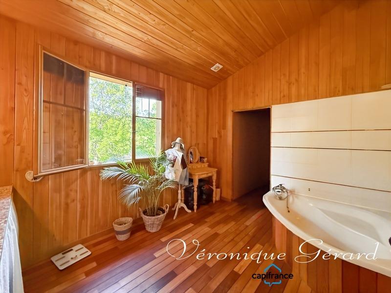 Maison - 170 m² - 5 pièces