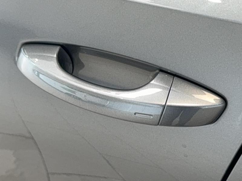 Skoda Fabia 1.0 Tsi 95 ch Evo 2 Bvm5 Selection