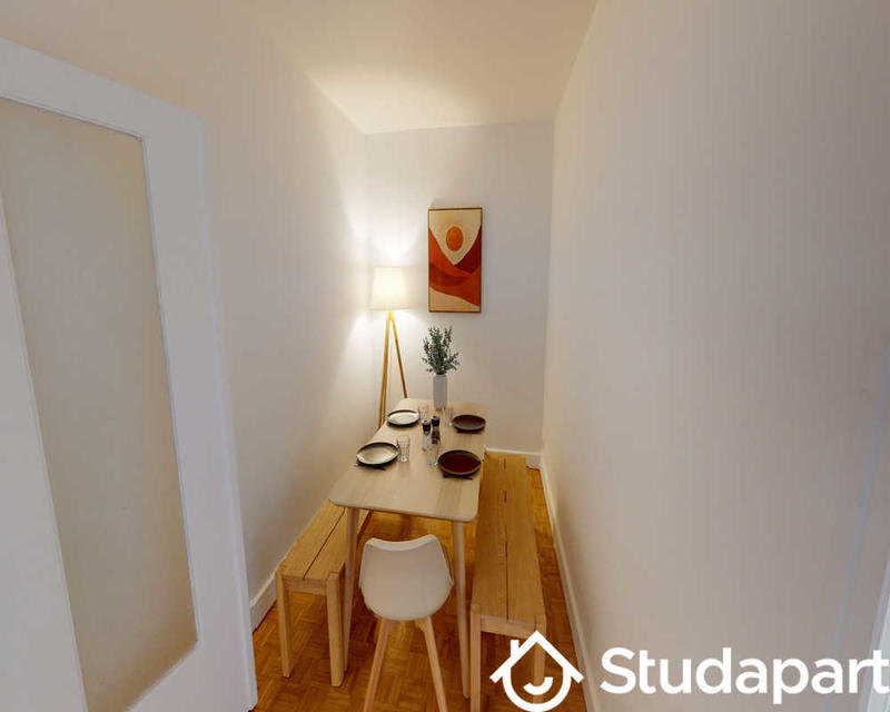 Chambre - 120 m² - 1 pièce