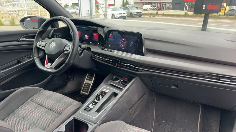 Volkswagen Golf GTi VIII 2.0 Tsi 245 Dsg7 - Automatique