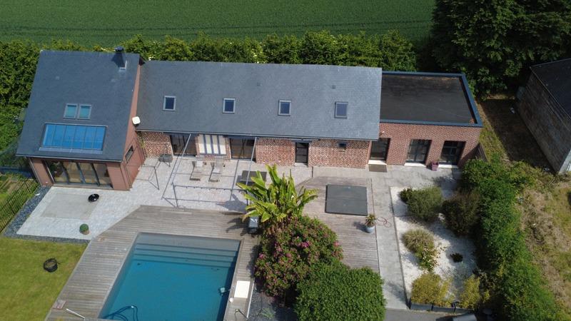 Propriété - 210 m² - 7 pièces