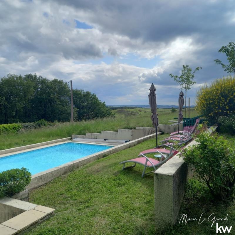 Maison en pierre - 162 m² - 8 pièces