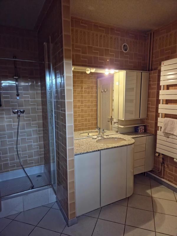 Appartement - 92 m² - 4 pièces