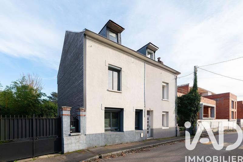 Maison - 80 m² - 5 pièces