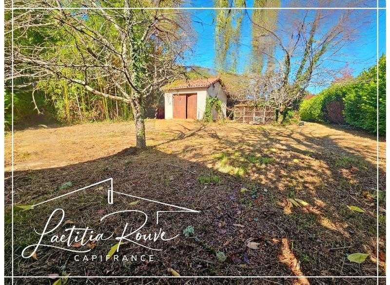 Terrain constructible - 800 m²