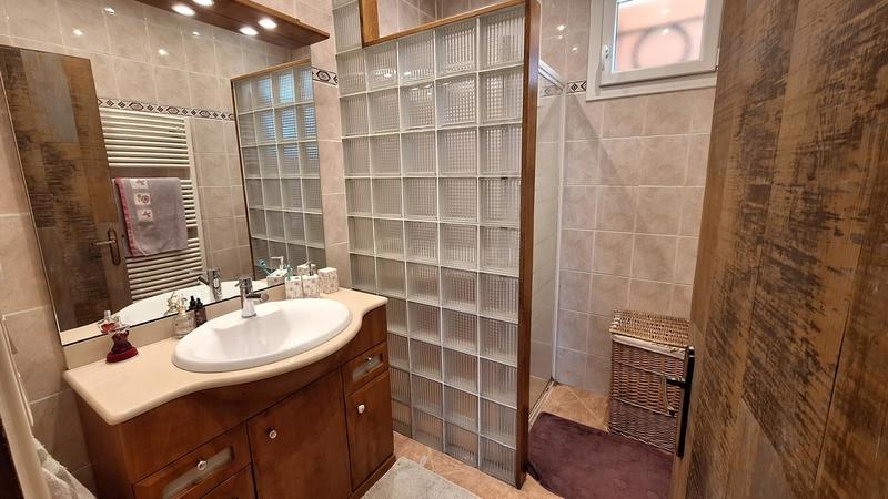 Maison - 115 m² - 6 pièces