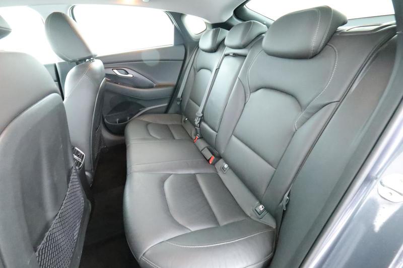 Hyundai i30 Fastback 1.4 t-GDi Executive Dct-7 140 ch