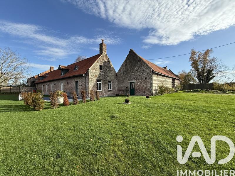 Maison - 240 m² - 7 pièces