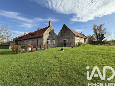 Maison - 240 m² - 7 pièces