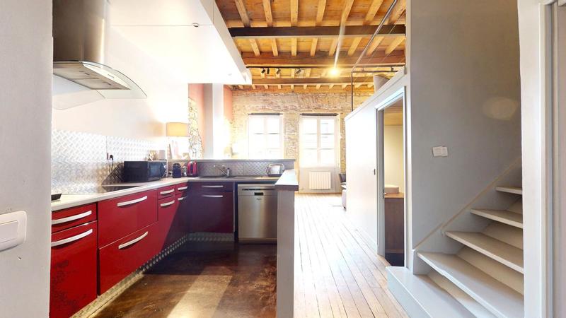 Appartement - 75 m² - 2 pièces