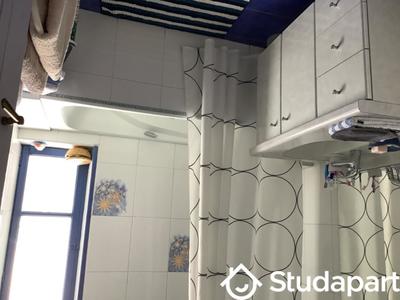 Chambre - 13 m² - 1 pièce