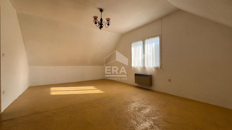 Maison - 122 m² - 7 pièces