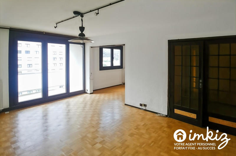 Appartement - 81 m² - 3 pièces