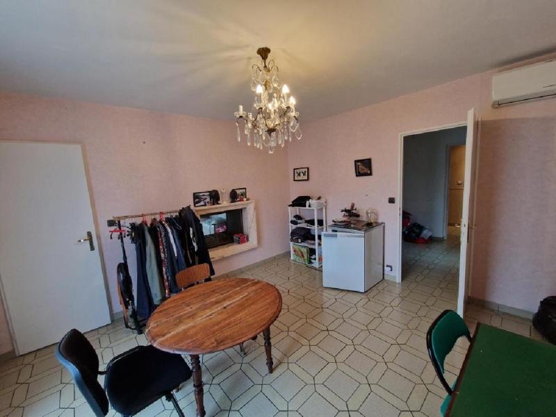 Maison - 181 m² - 7 pièces