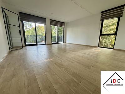 Appartement - 92 m² - 4 pièces