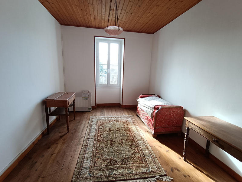 Maison - 287 m² - 10 pièces