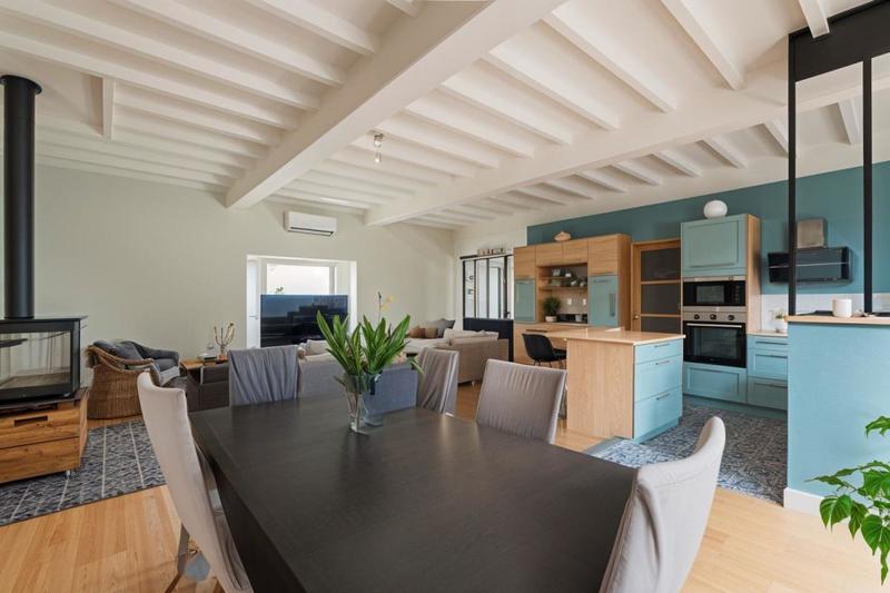 Maison - 140 m² - 4 pièces