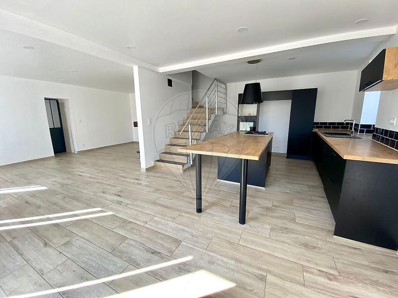 Maison - 146 m² - 6 pièces