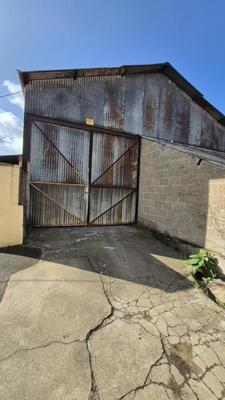 Parking / Garage - 300 m²