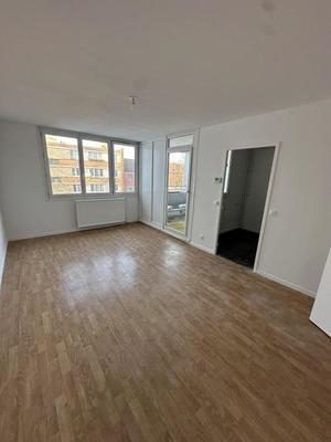 Appartement - 81 m² - 4 pièces