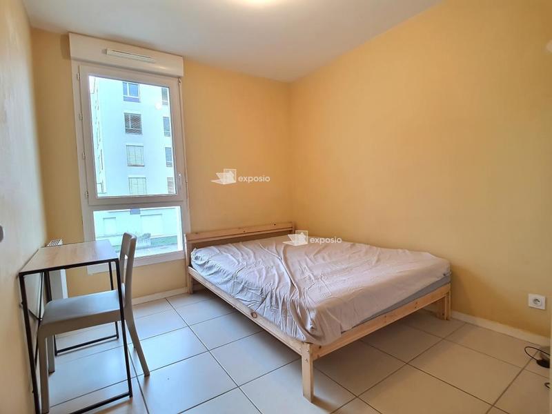 Appartement - 77 m² - 4 pièces