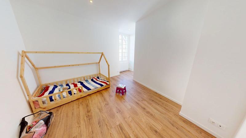 Appartement - 81 m² - 4 pièces