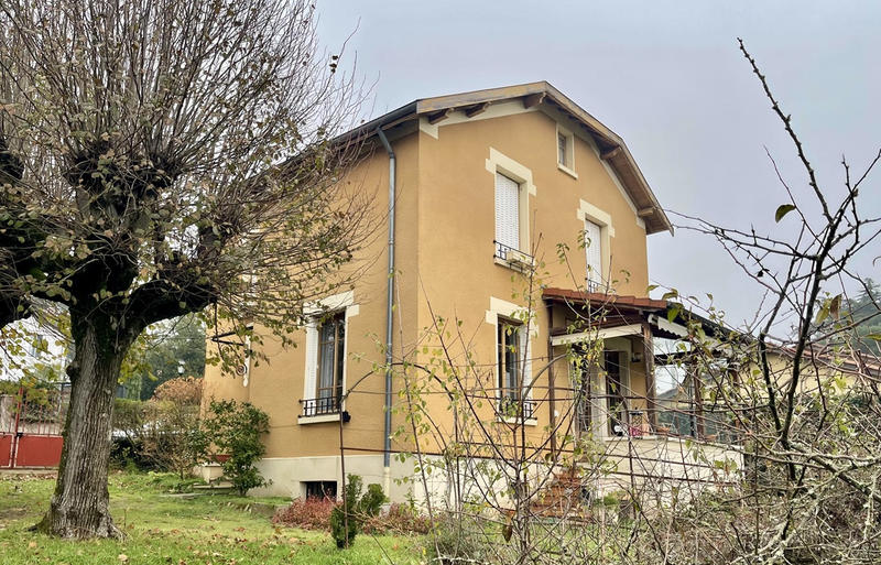 Maison - 104 m² - 5 pièces