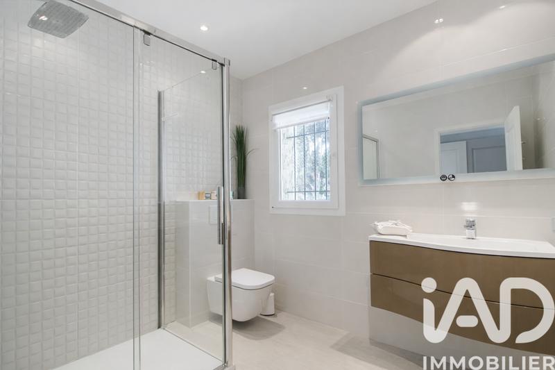 Maison - 180 m² - 4 pièces