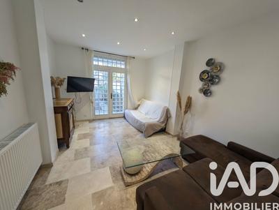 Maison - 102 m² - 4 pièces