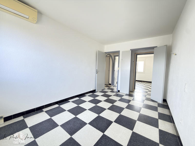 Villa - 180 m² - 7 pièces