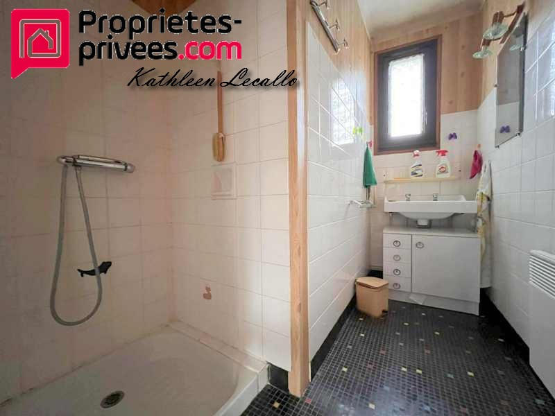 Maison - 112 m² - 7 pièces