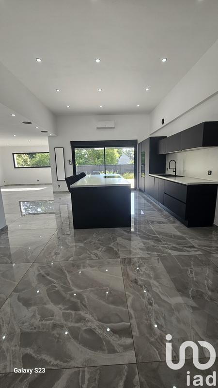 Maison - 147 m² - 4 pièces