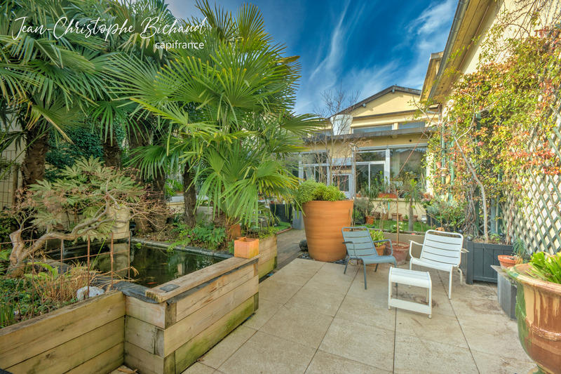 Loft - 275 m² - 5 pièces