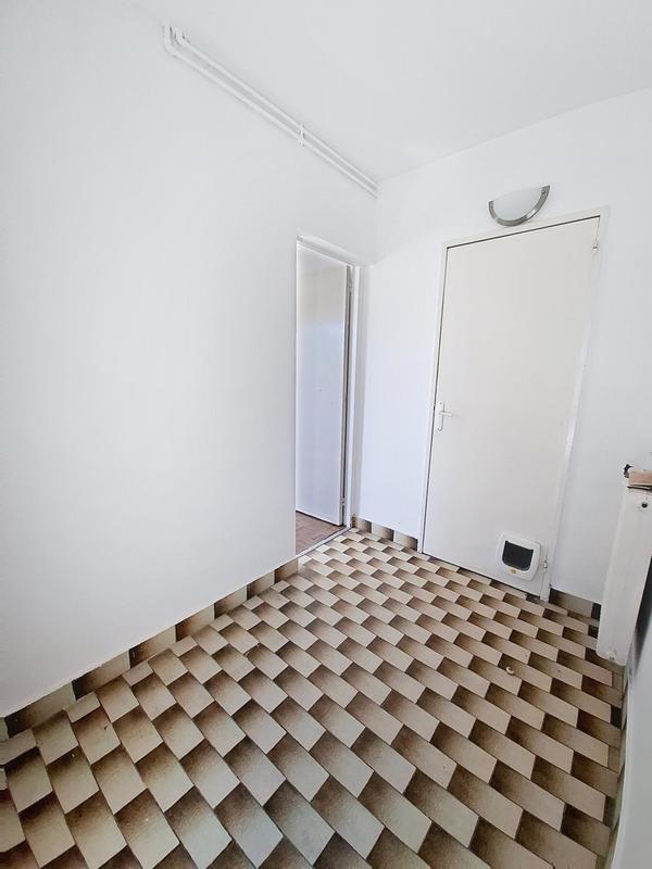 Maison - 92 m² - 6 pièces