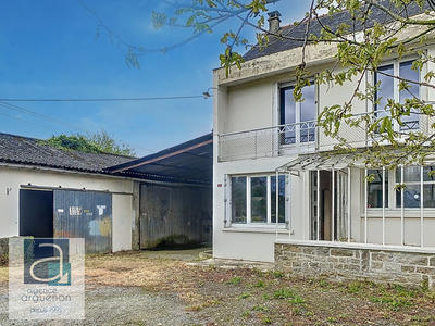 Maison - 83 m² - 5 pièces