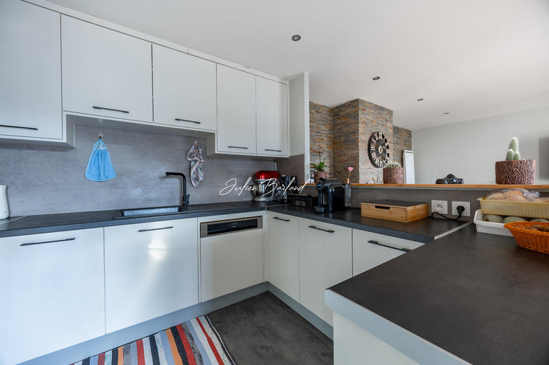 Appartement - 94 m² - 3 pièces