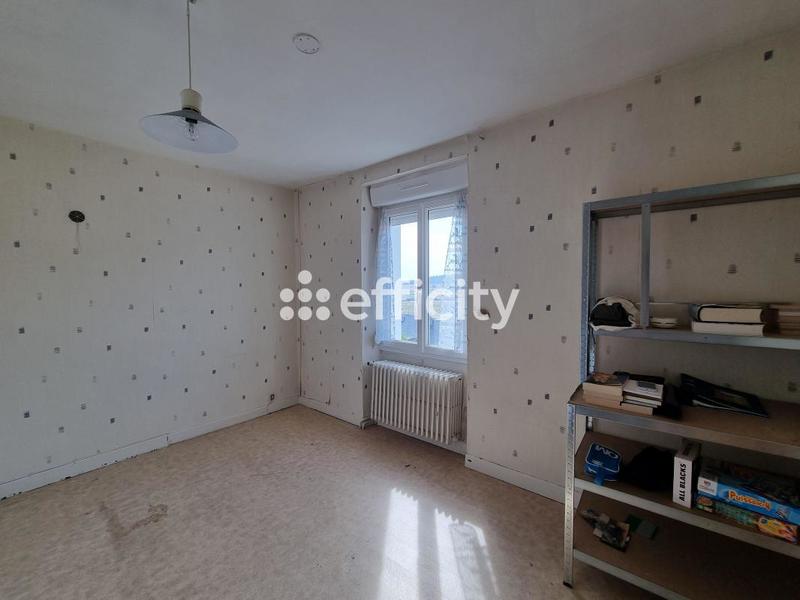 Maison - 90 m² - 6 pièces