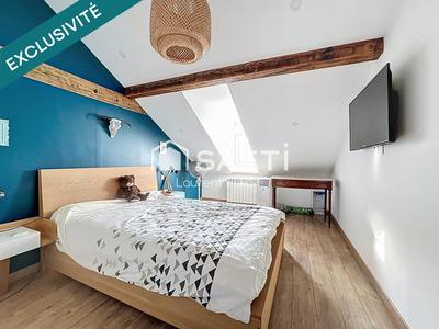 Appartement - 90 m² - 3 pièces